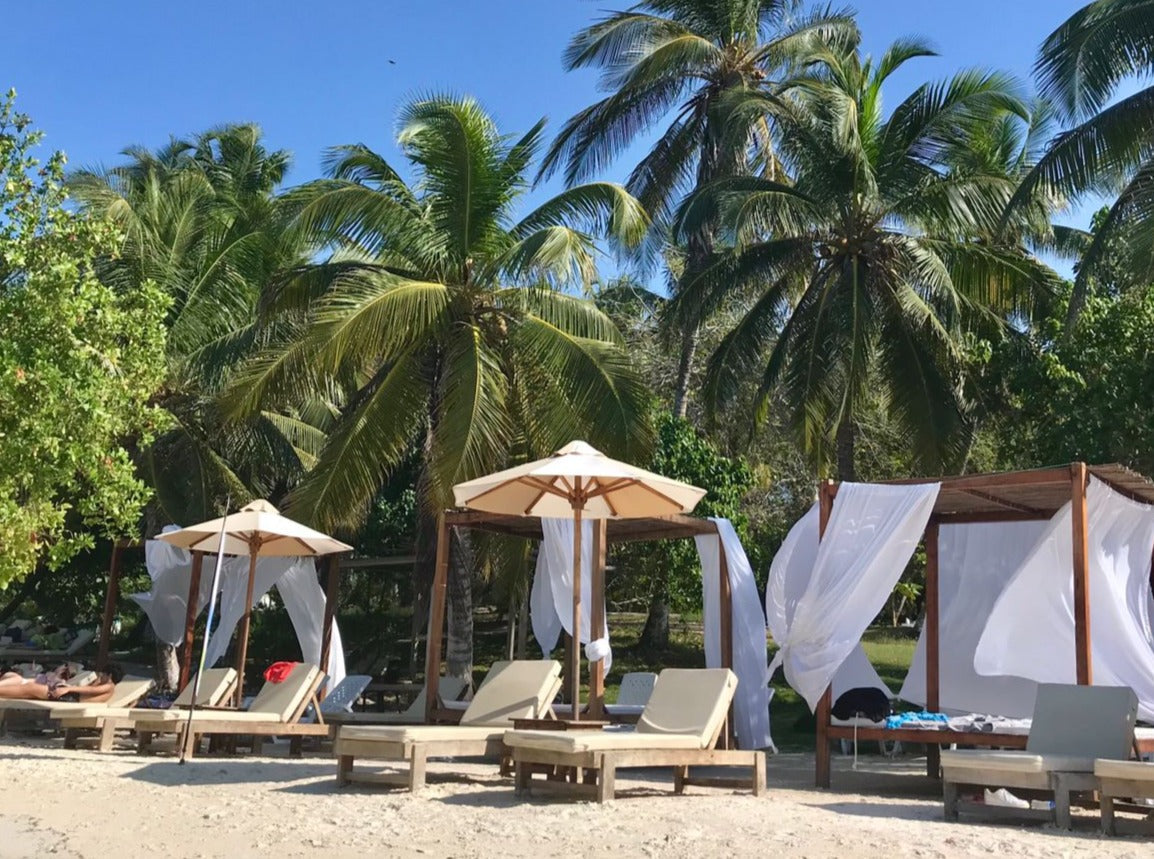 PASADIA COCOTERA BEACH BAR EXPERIENCE
