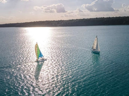AMANECER EN VELERO