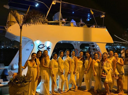CENA POR LA BAHIA DE CARTAGENA (Embarcación Express)