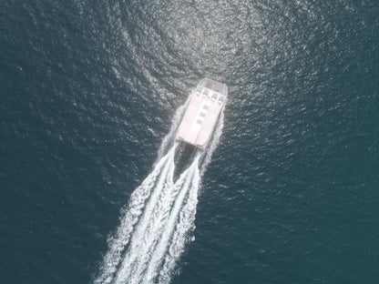 TOUR POR LAS ISLAS EN CATAMARÁN