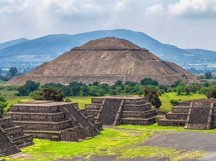 BALLOON FLIGHT - TEOTIHUACÁN ARCHAEOLOGICAL ZONE + BASILICA