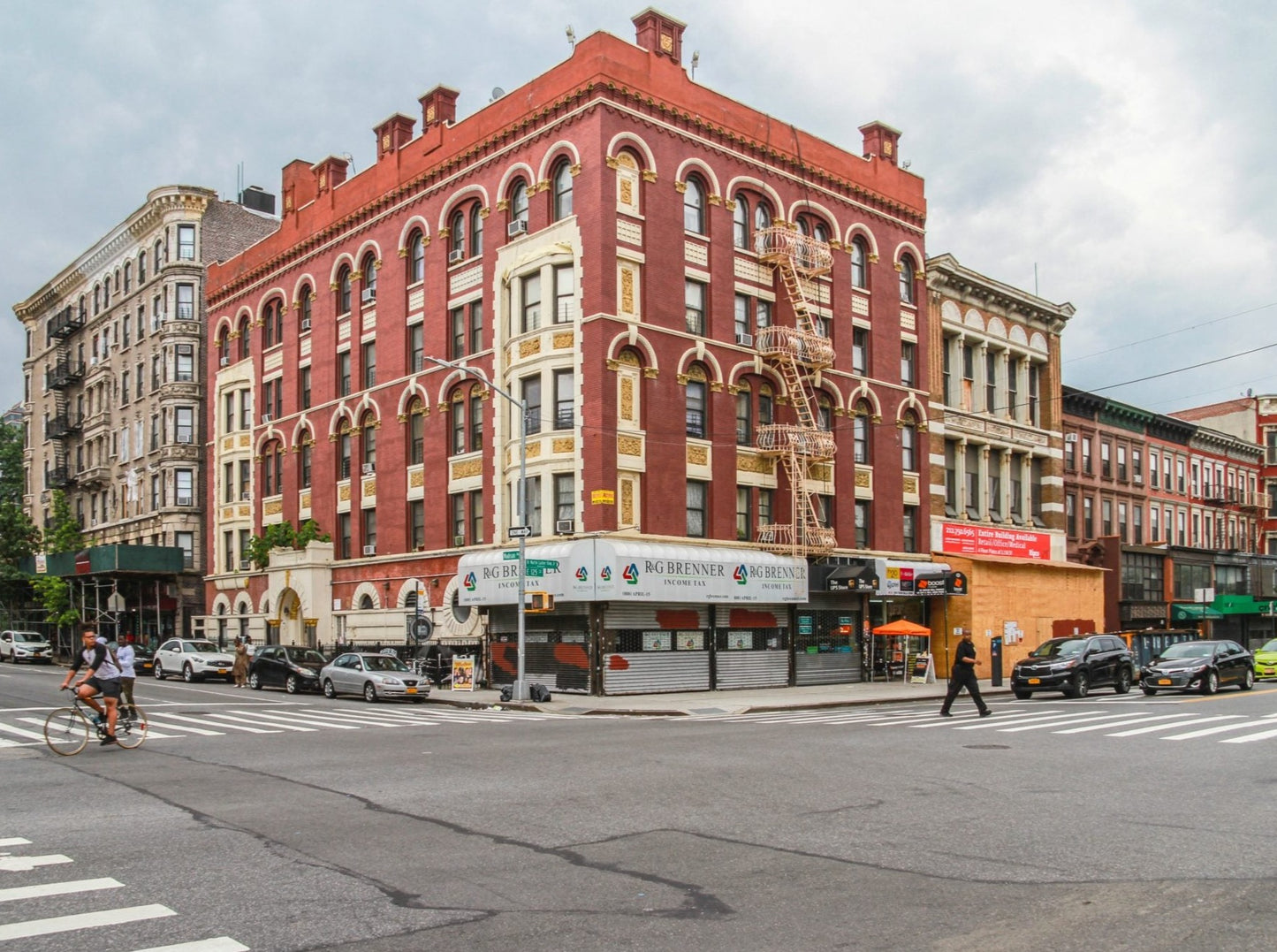 CONTRASTS OF NEW YORK TOUR
