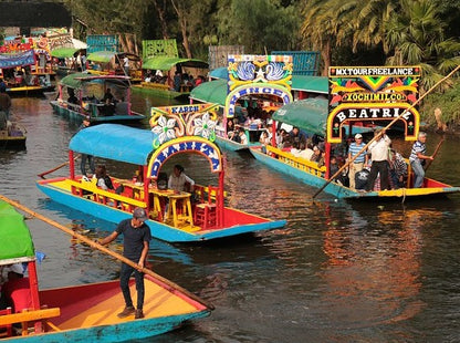 CITY TOUR + COYOACÁN & XOCHIMILCO