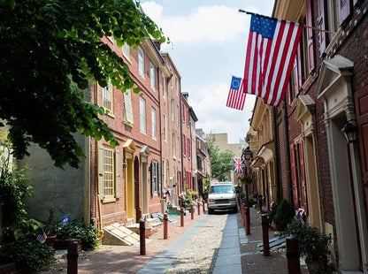 PHILADELPHIA AND AMISH COMMUNITY TOUR